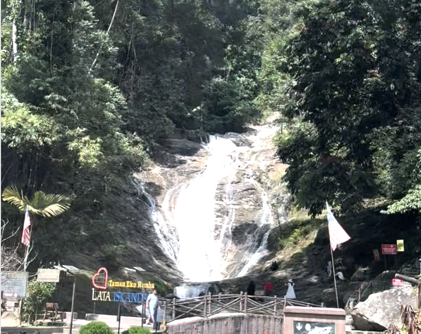 Водопад Лата-Искандар