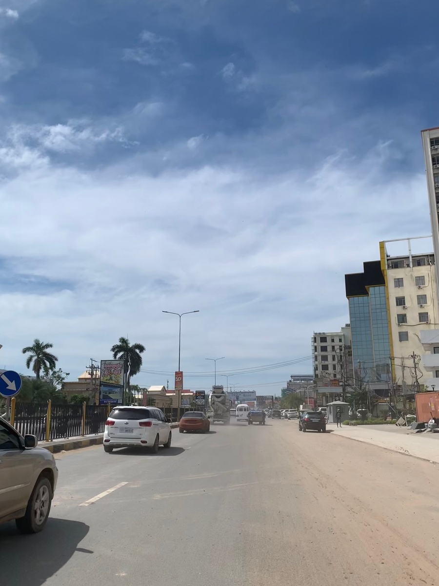 Готовьтесь к 100 км пыльной дороге (закрывайте лицо)