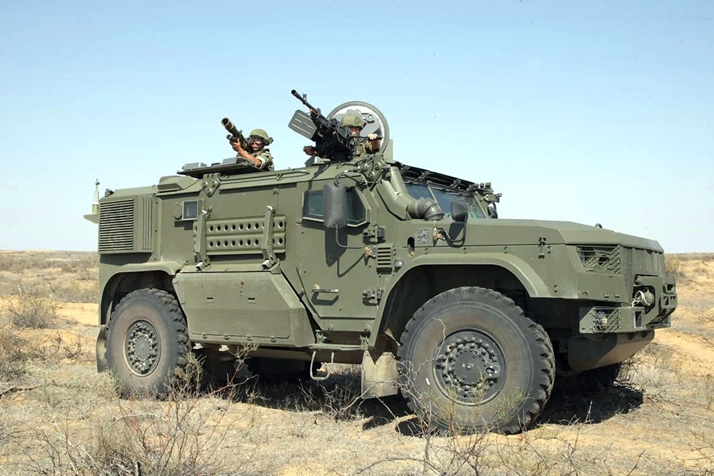    В экипаж боевой машины "Тайфун-ПВО" входит пять человек. / Фото: Пресс-служба концерна ВКО "Алмаз-Антей"