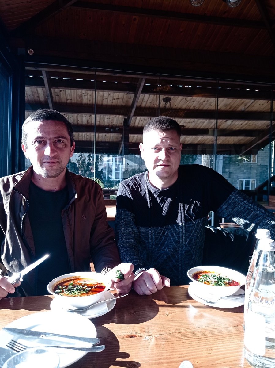 Артур и я в ресторане НАРТАА