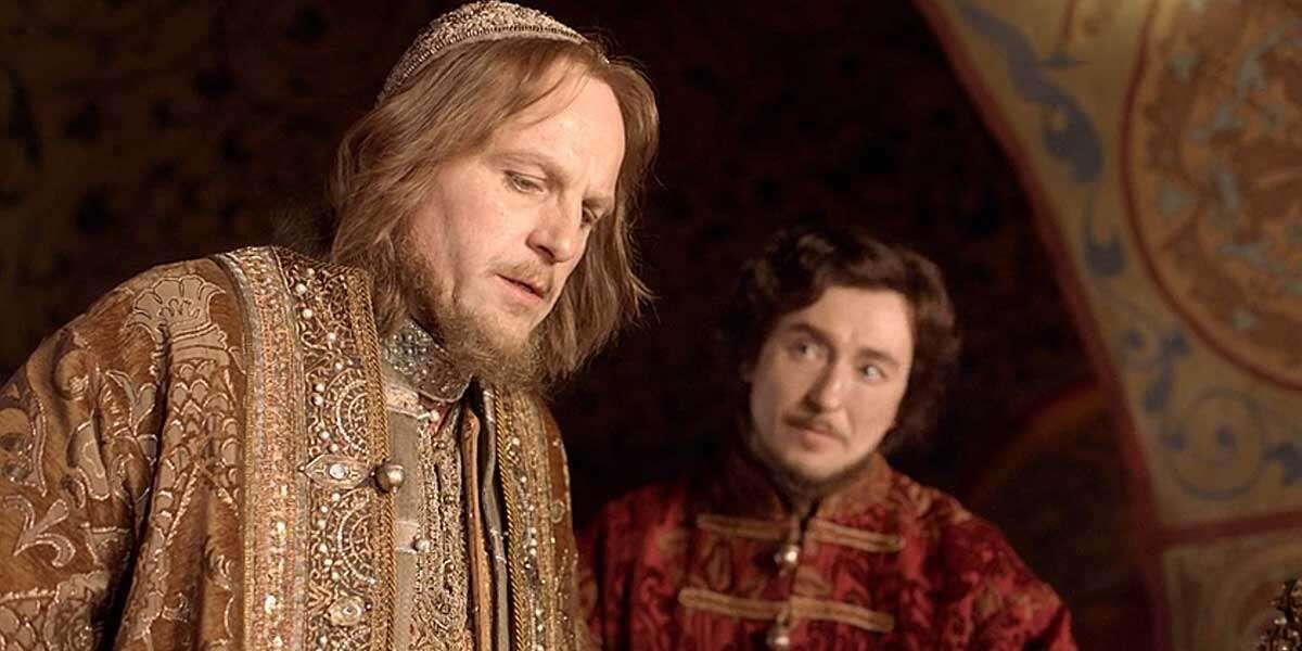 Скрин  кадр из сериала Годунов(Фëдор и Борис) 