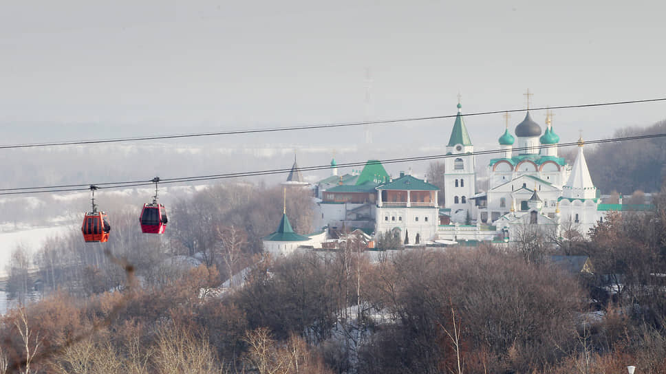 Канатная дорога и Печерский монастырь.📷Фото: Роман Яровицын / Коммерсантъ