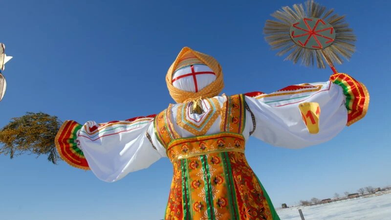     На "Сибирской масленице" выбрали лучшее чучело. Анна Зайкова, altapress.ru