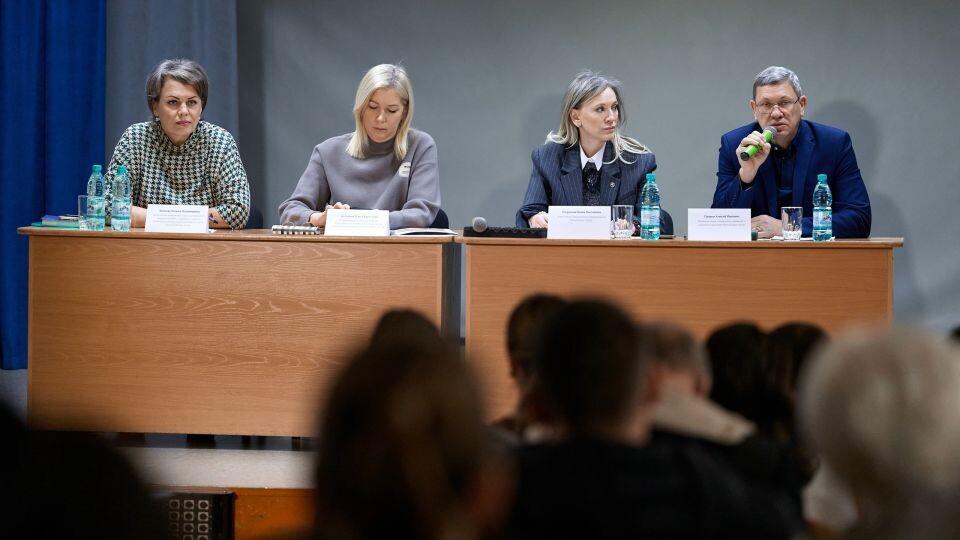    Выездное совещание по вопросам противодействия нелегальной занятости. Источник: Руслан Каппес/"Толк"