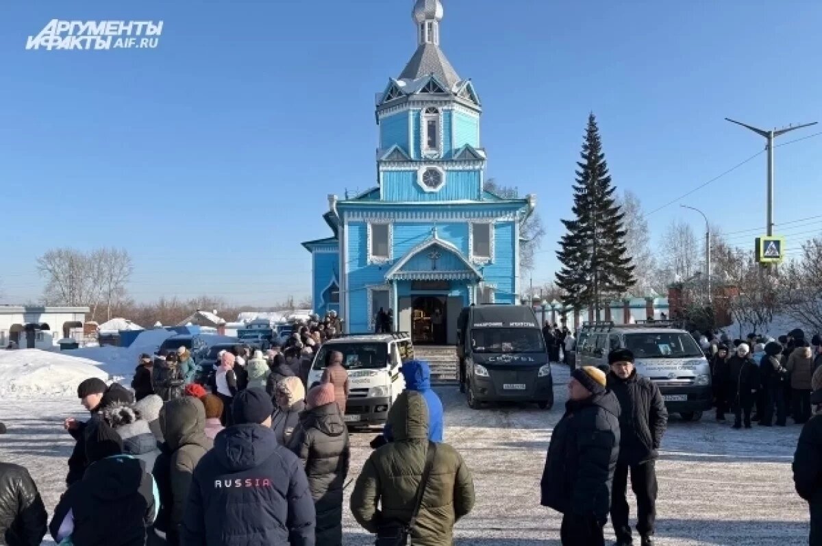    Прокопчанка раскритиковала организацию похорон подростков, погибших в сауне