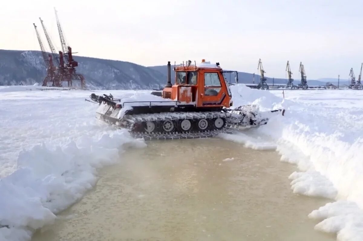    Прокуратура добилась открытия ледовой переправы в Амурске