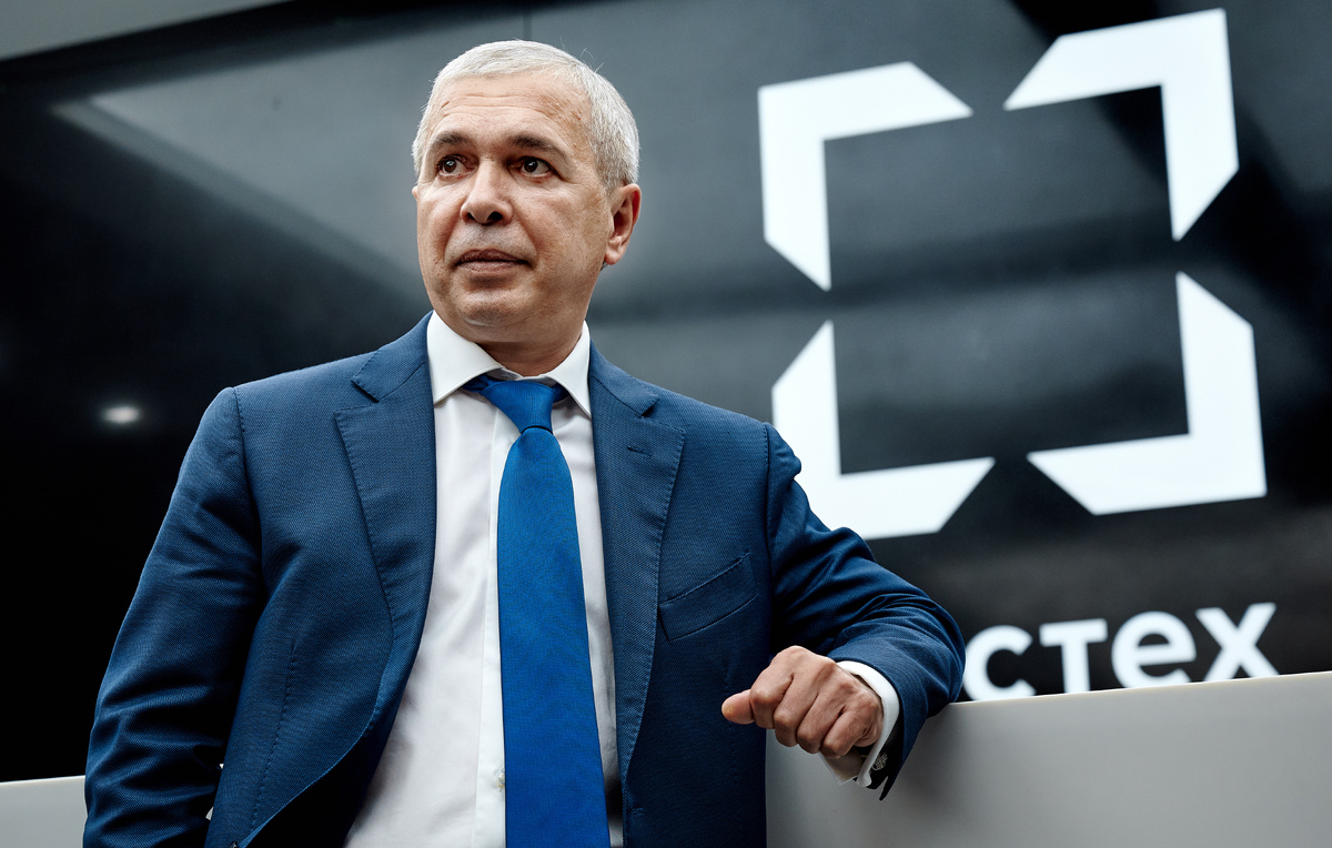    Бекхан Оздоев  Ростех