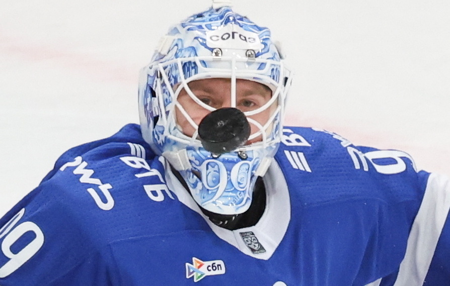    Голкипер московского "Динамо" Максим Моторыгин  Валерий Шарифулин/ТАСС