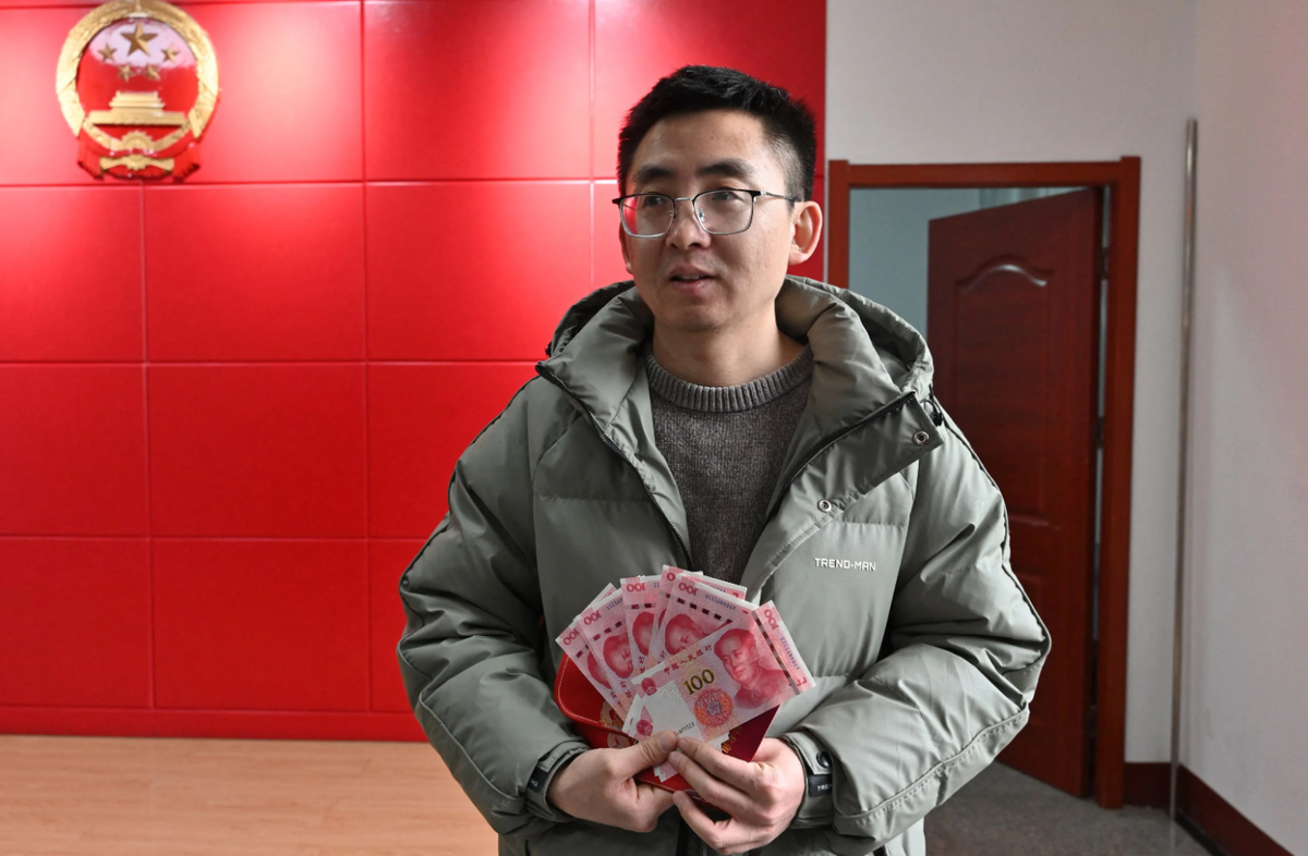 В таком случае "настоящие мужчины" должны заплатить компенсацию за потерянное время, молодость и энергию. 