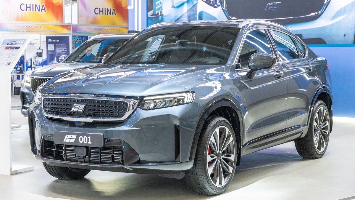    Knewstar 001. Фото Константин Завьялов / «Автоновости дня» с международной промышленной выставки «Иннопром»