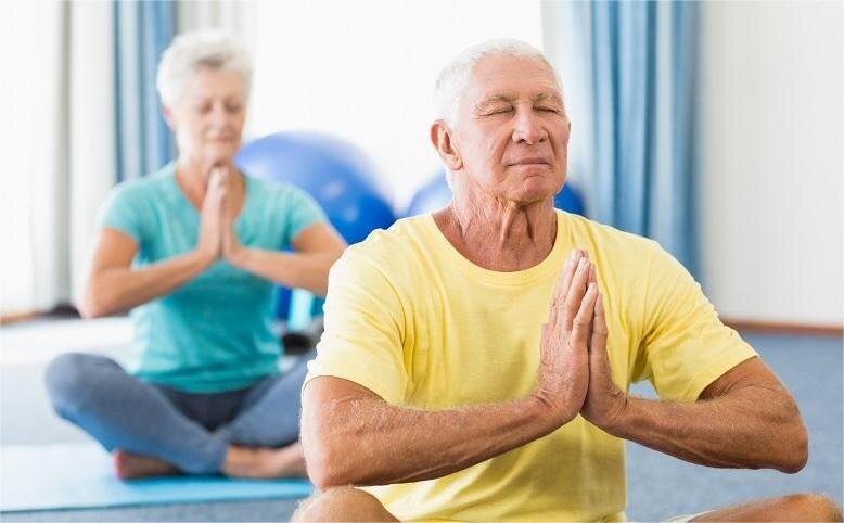 Дыхательные упражнения для пожилых: простая практика на каждый день