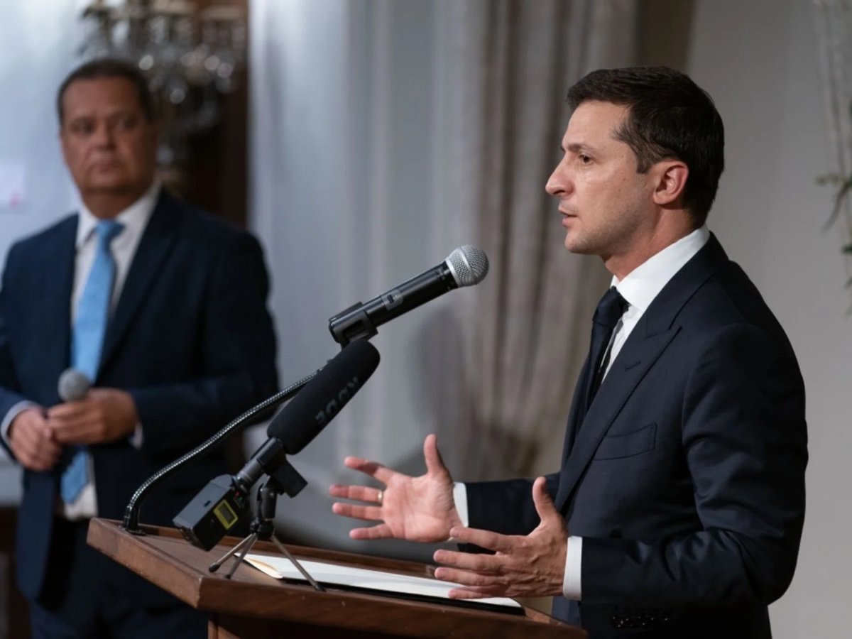    Впервые о встрече с Путиным Зеленский заговорил почти шесть лет назад