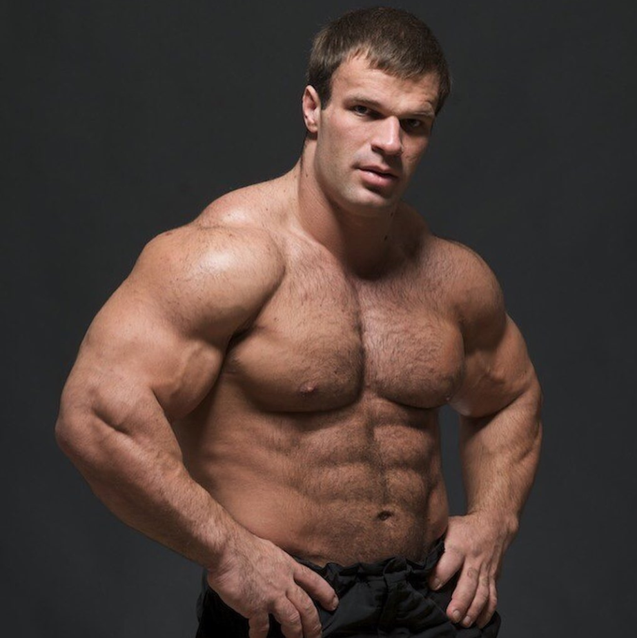 Да, с точки зрения "долгой" дистанции Цыпленков всё-таки проиграл Ларратту. Девон - фанатик, готовый победить или умереть. 