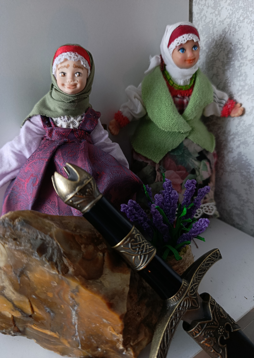 Няшки кукляшки . Автор я. Камень кремень.