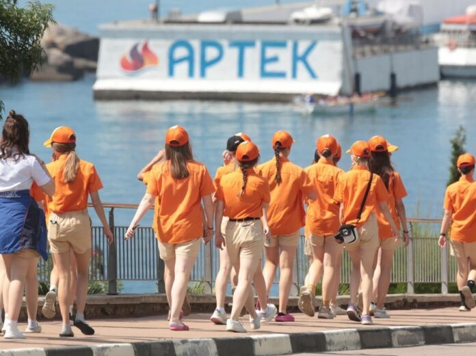    «Артек» сегодня: место, где зарождаются идеи постчеловечества, подкрепленные миллиардными инвестициями в науку и технологии.