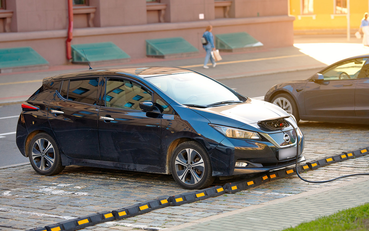 Tricky_Shark / Shutterstock / FOTODOM📷Nissan Leaf