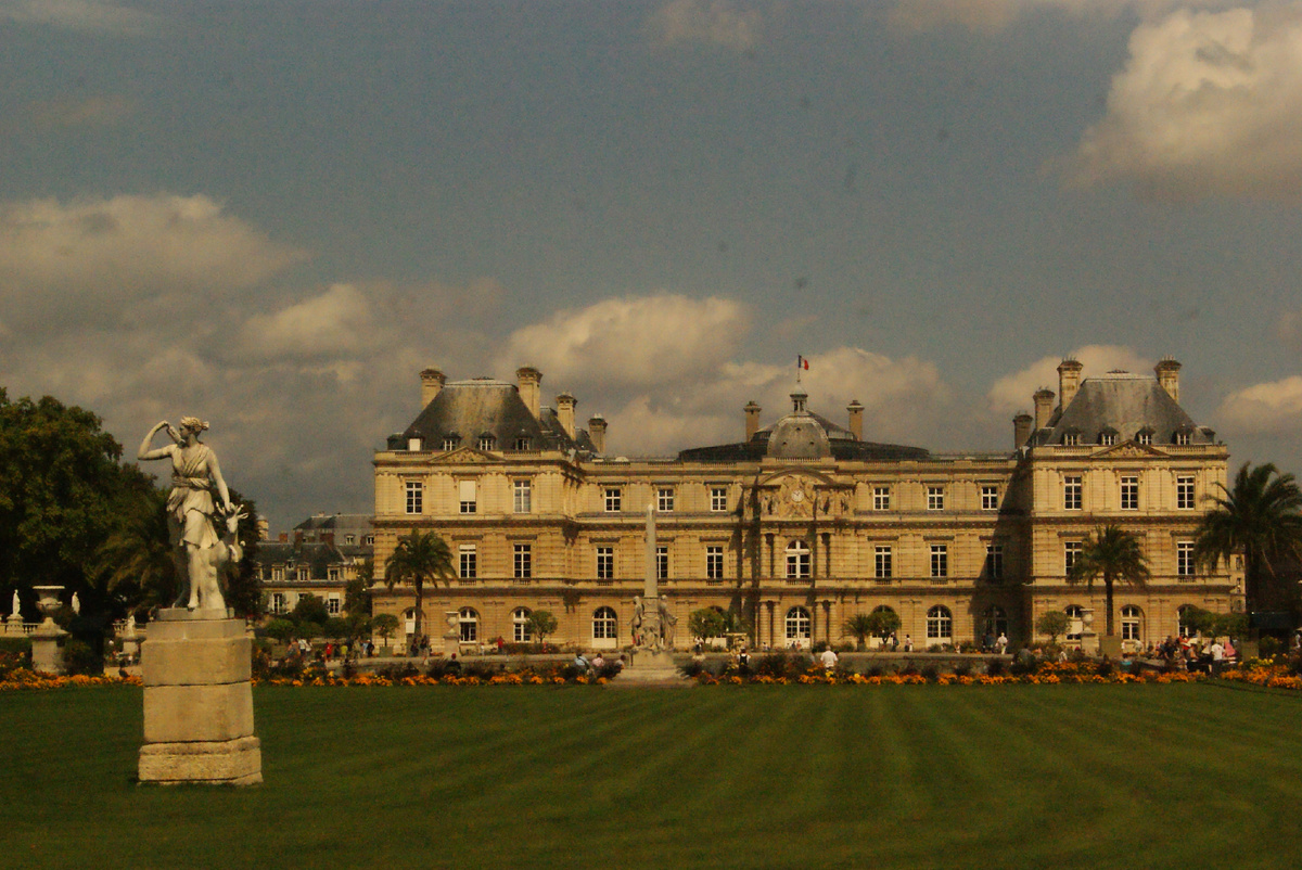 Люксембургский дворец