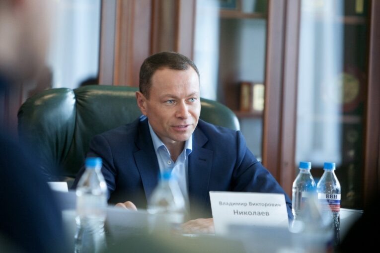 Владимир Николаев