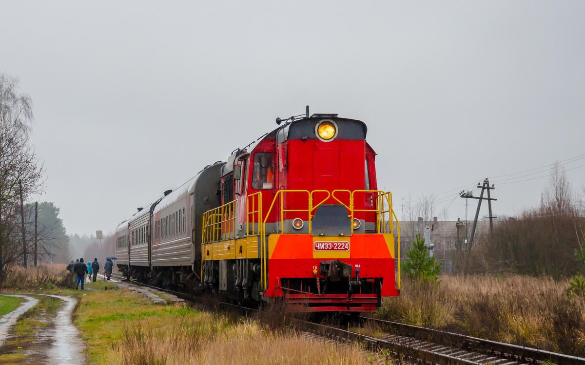 Высадка пассажиров на о.п Головино.