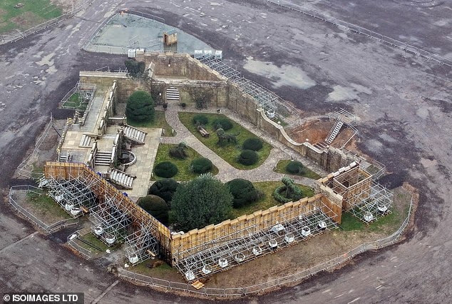 Листайте вправо, чтобы увидеть больше изображений