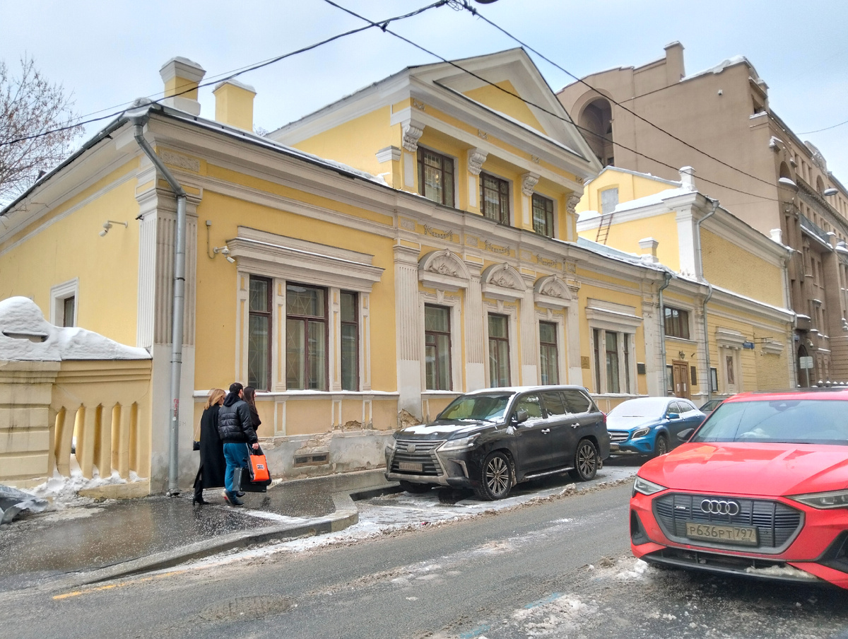 Дом И.С. Остроухова