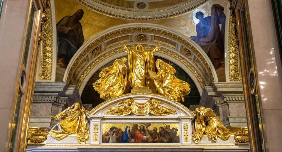    REGIONS/Роман Малышенко