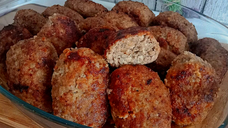 Сочные котлеты без хлеба