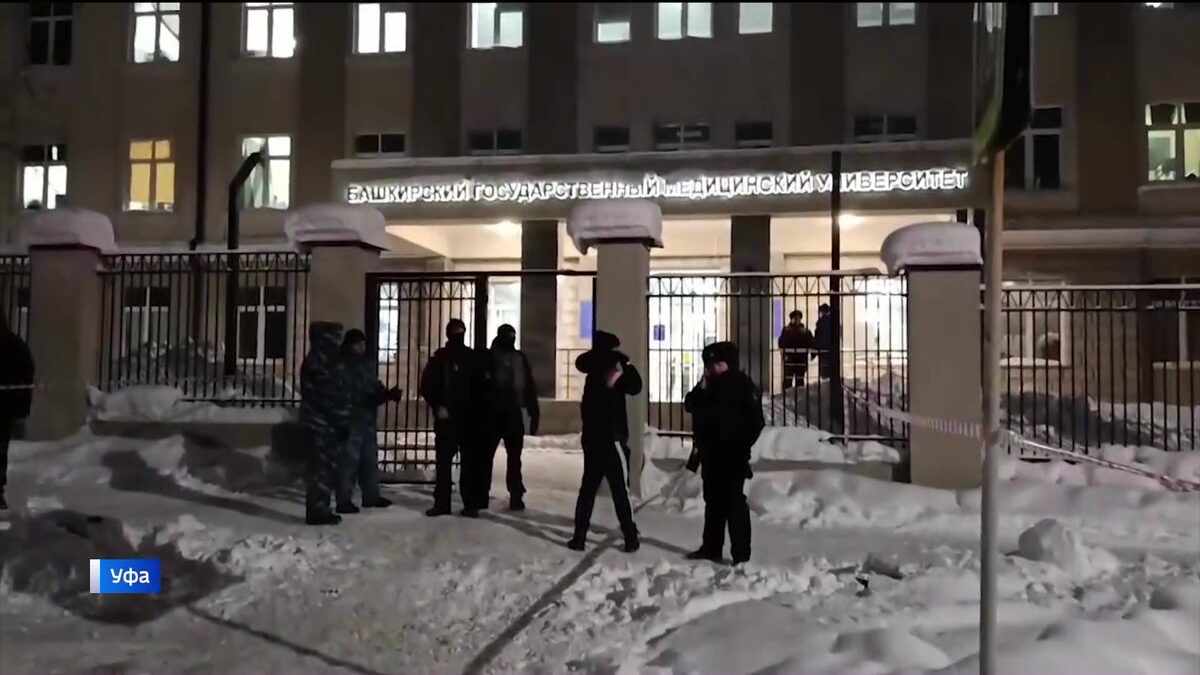    Глава СКР Александр Бастрыкин взял на контроль нападение в общежитии БГМУ в Уфе - репортаж "Вестей"