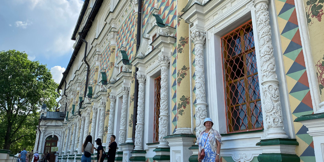 Троице-Сергиева лавра #1. С чего все началось, золотая уточка, бревно в глазу и Грек