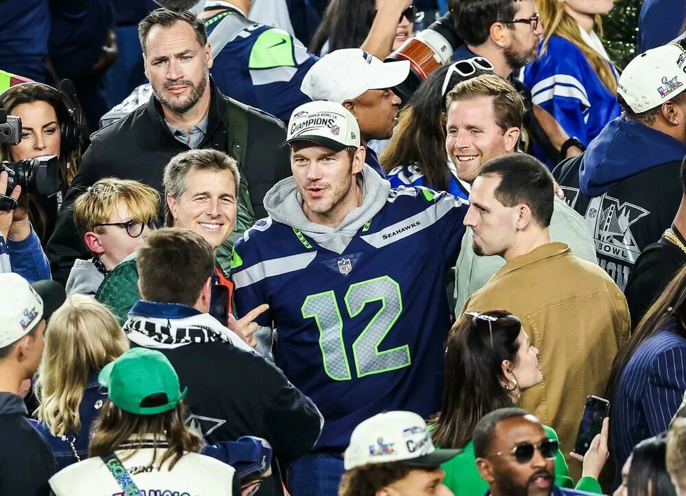    Кевин Костнер, Лео Ди Каприо, Крис Пратт, дочка Бейонсе и другие селебрити на Супербоуле