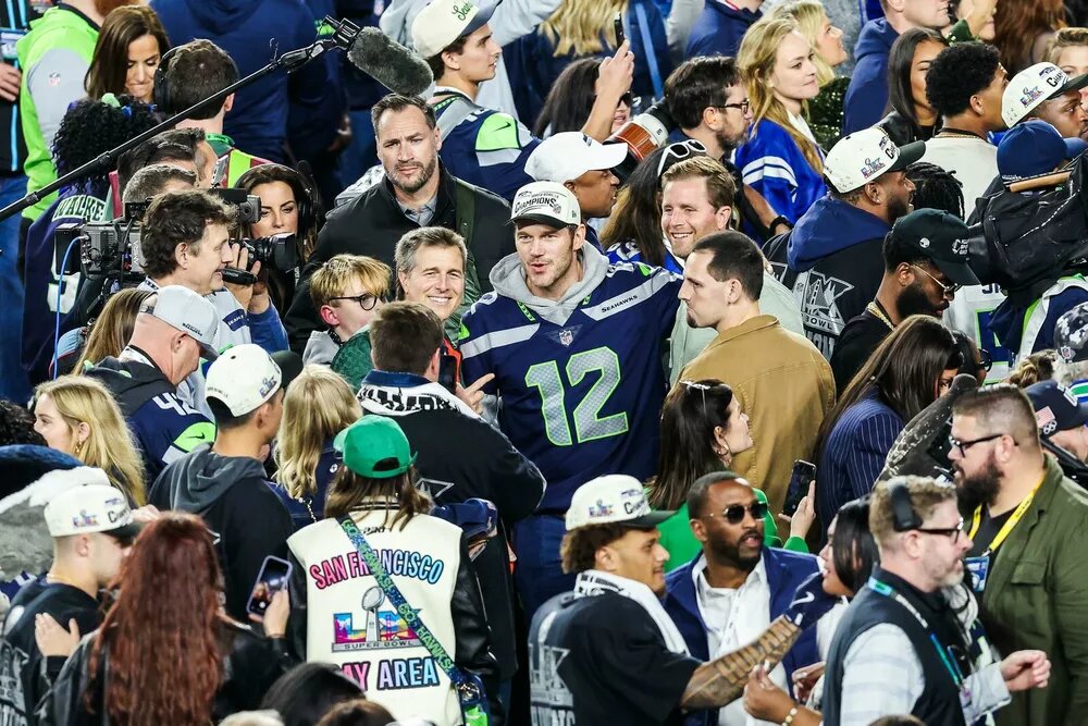 Крис Пратт📷
