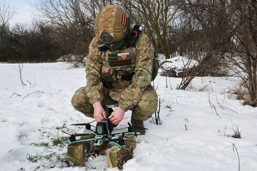 Работа оператора БПЛА на запорожском направлении - Фото: Александр Полегенько/ТАСС