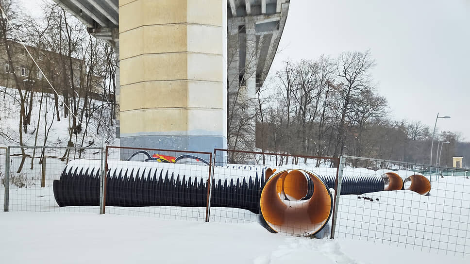 Реконструкция сетей ливневой канализации в Центральном районе по состоянию на февраль 2026 года.📷Фото: Денис Данилов, Коммерсантъ