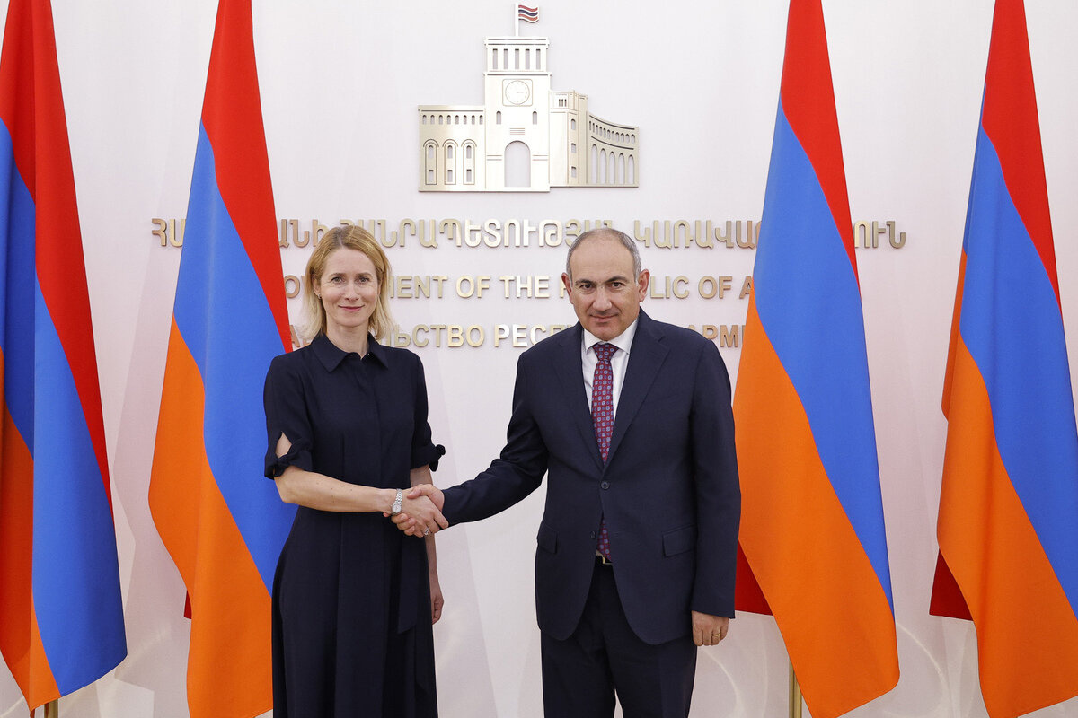   Кая Каллас (слева) и Никол Пашинян (справа). Фото: официальный сайт премьер-министра Армении.