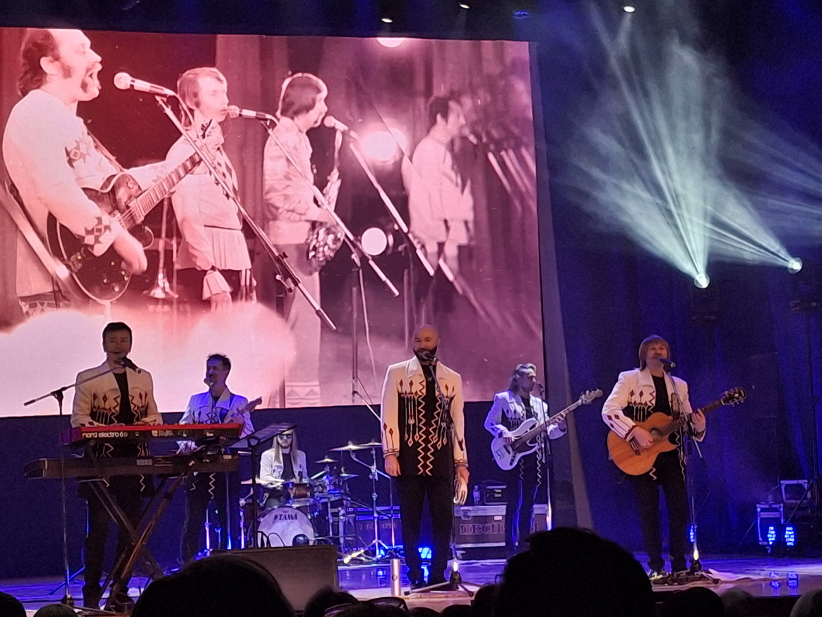 Современные Песняры