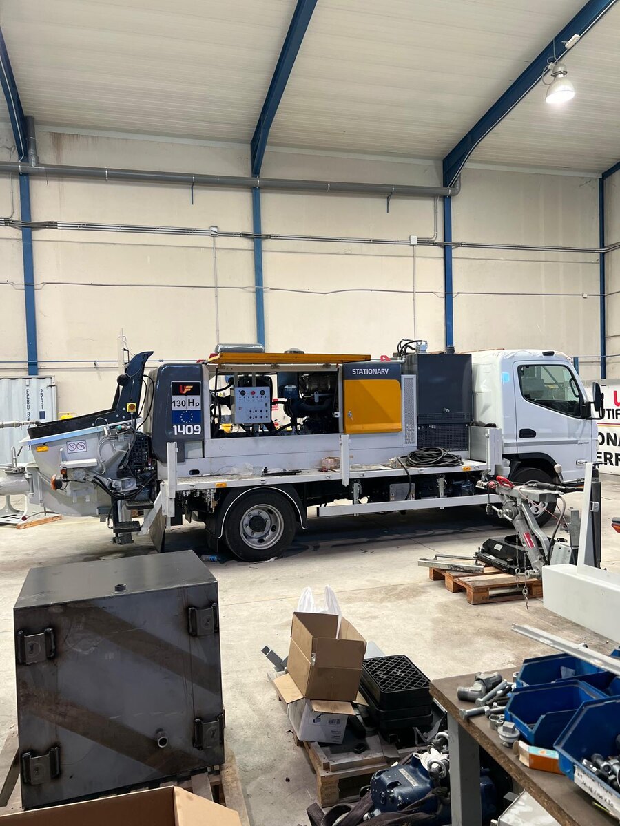 Линейный бетононасос 