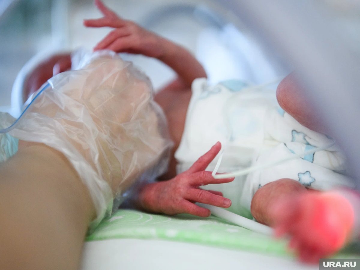     В ХМАО мигранты больше не смогут претендовать на подарки за рождение детей