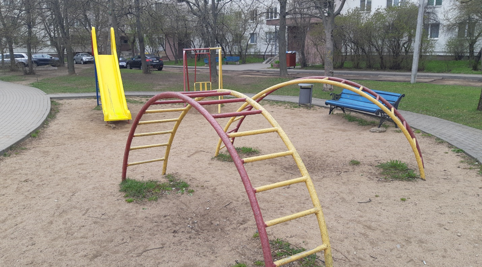 Почему детская площадка пустует: 6 причин