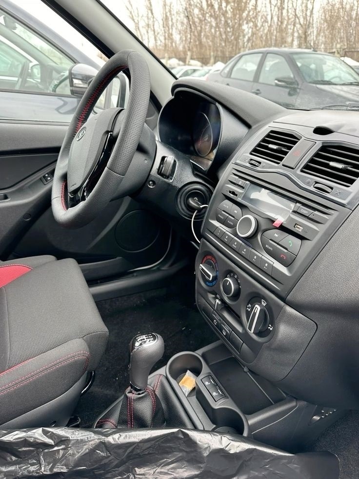 салон лада гранта 2026