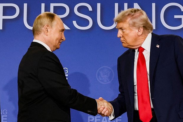    Фото: Kevin Lamarque / Reuters