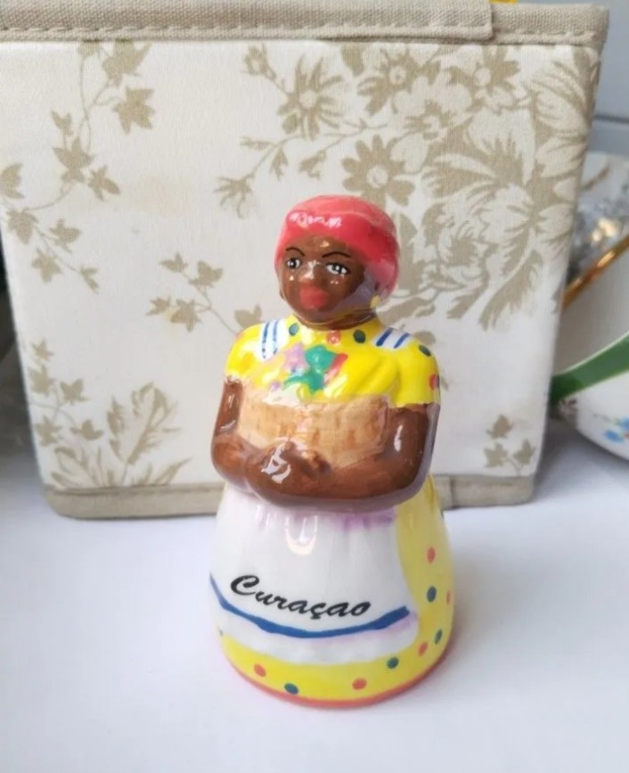 Колокольчик Кюрасао.