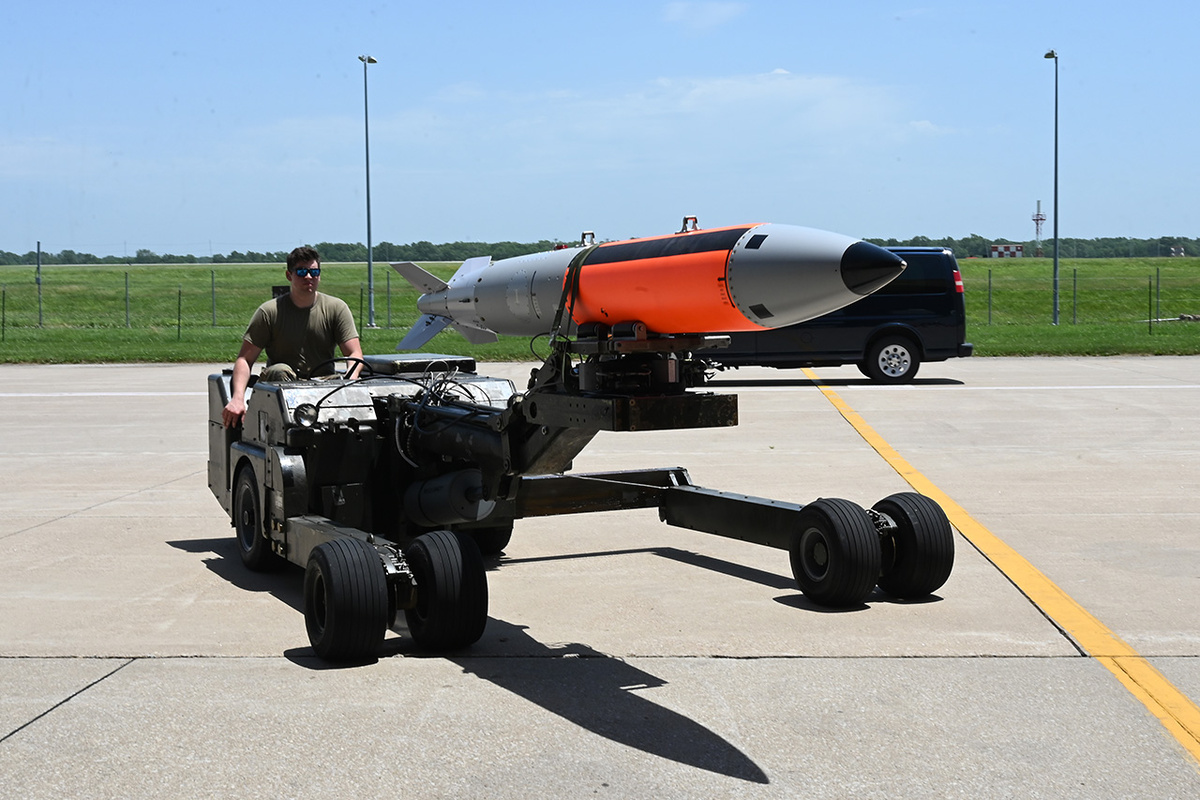 Эксперт объяснил, почему Россия не считает Францию независимой ядерной державой.  Фото: Фото: служба распространения визуальной информации Министерства обороны США / dvidshub.net / U.S. Air Force photo by Airman 1st Class Devan Halstead (Public Domain)