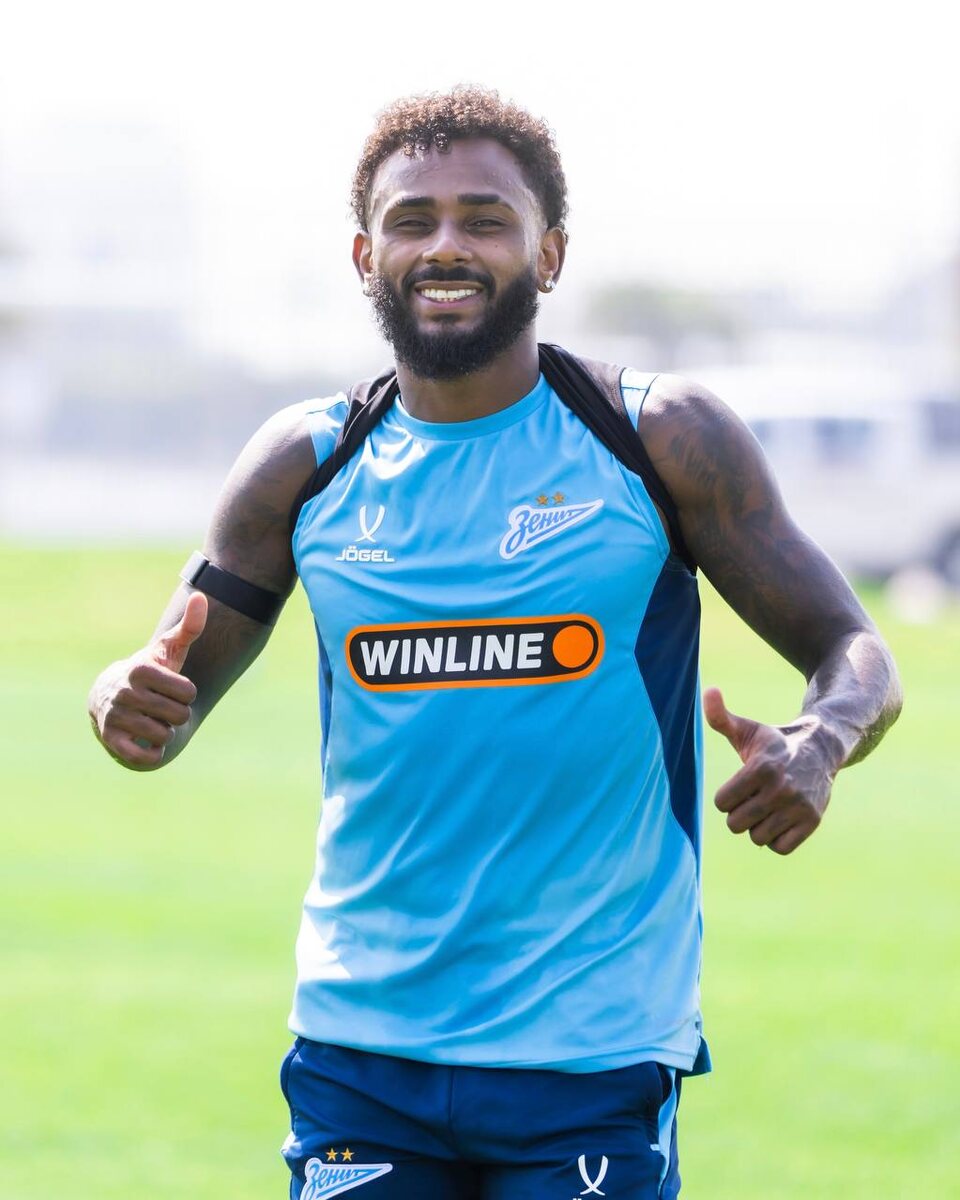    "Зенит". Что дальше по играм и трансферамАлексей Андрианов