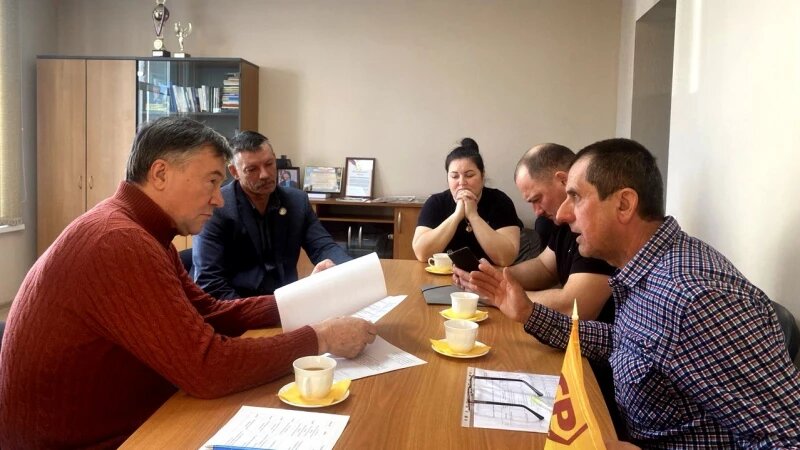     Депутат Александр Терентьев провел личный прием граждан. Фото предоставлено пресс-службой регионального отделения партии «Справедливая Россия», автор Елизавета Фатеева.