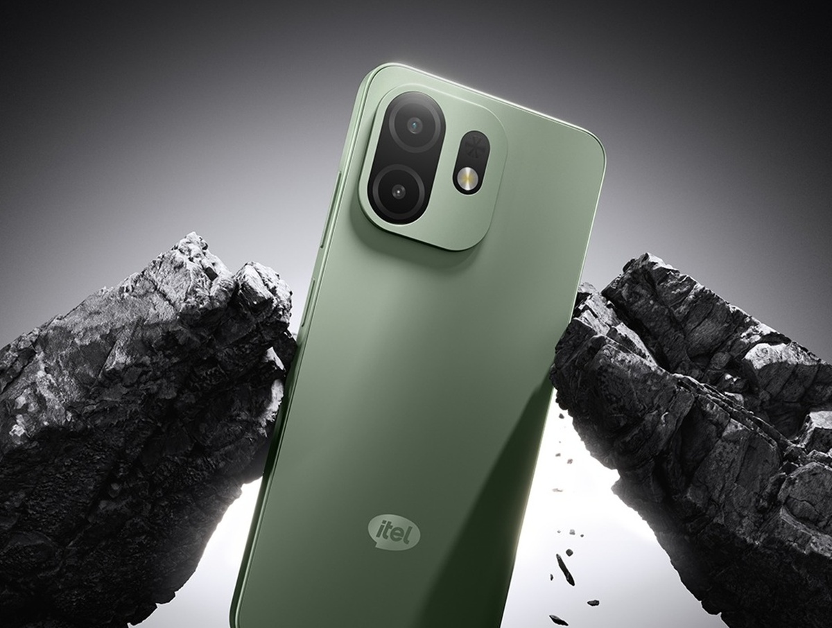    смартфон Itel A100