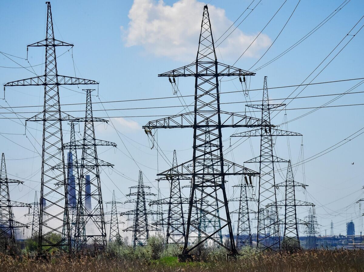    Линии электропередачи в Мариуполе | © РИА Новости / Алексей Куденко