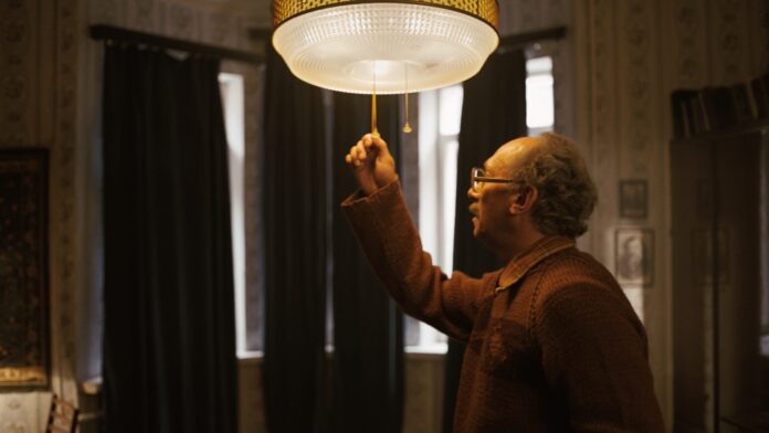 Сергей Колесов в номинации «Лучшая мужская роль» в картине «Бесконечный апрель». Кадр из фильма «Бесконечный апрель»