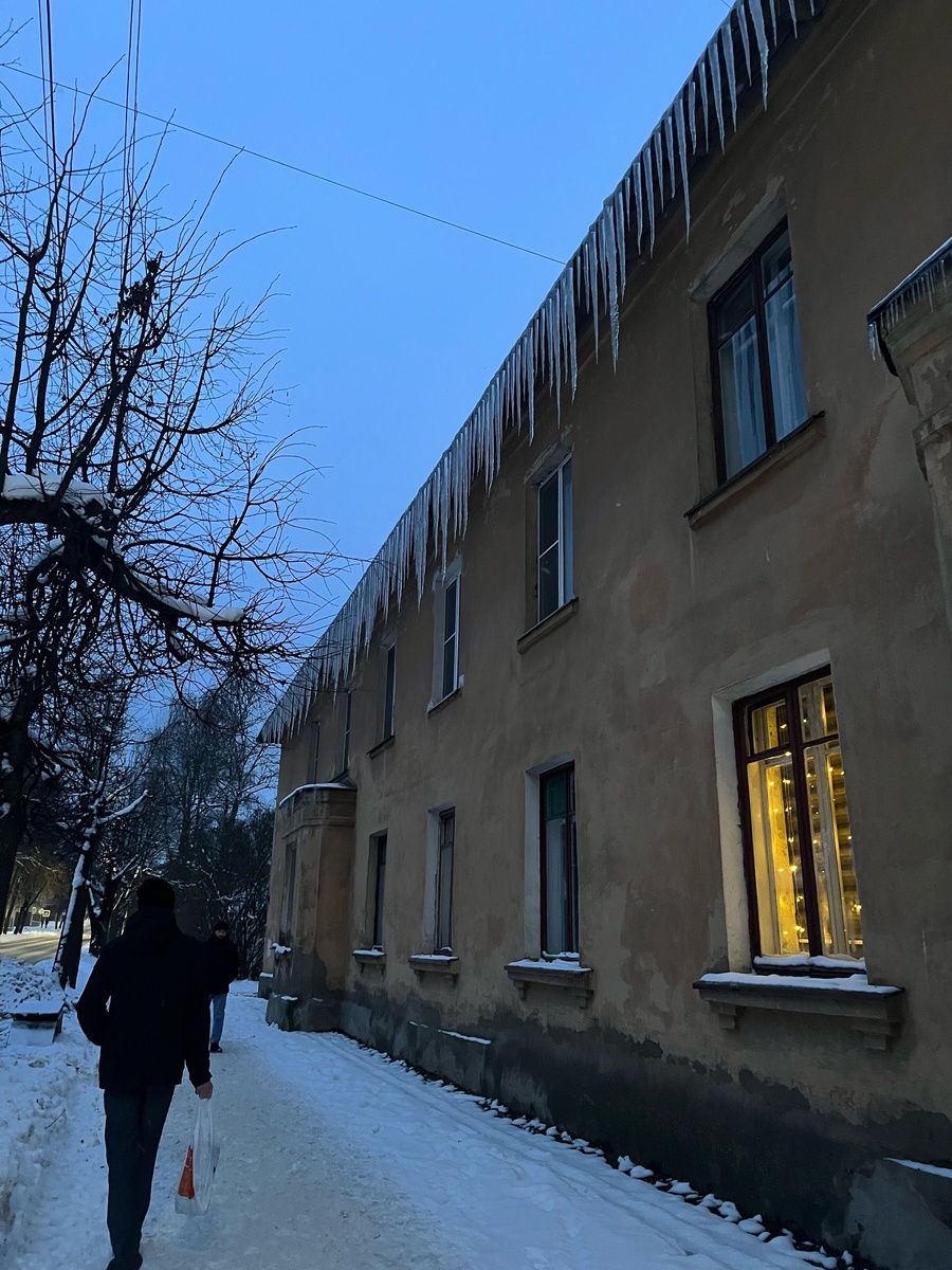 В этой статье просто фотографии разных домов, не там, где жили и живут мои друзья.