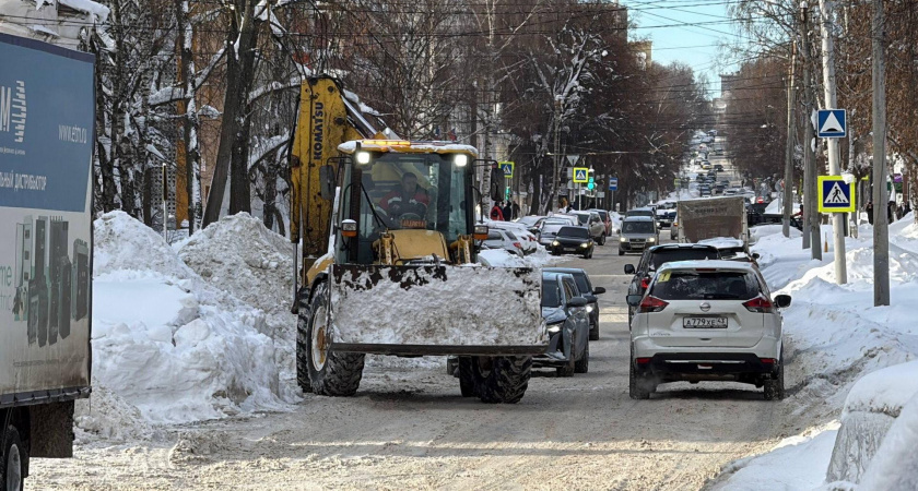    Фото администрации города Кирова