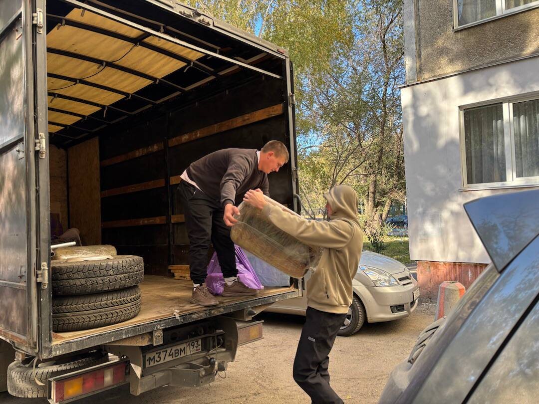 Переезд семьи, направление Краснодар - Тюмень, 2800 км, Объем перевозимых вещей 12 м3